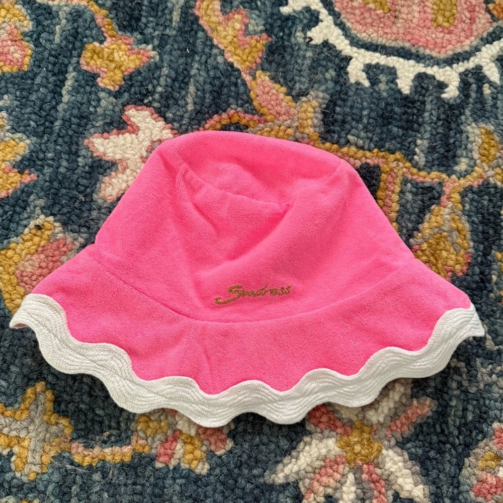 Sundress Bright Pink Scalloped Edge Bucket Hat S